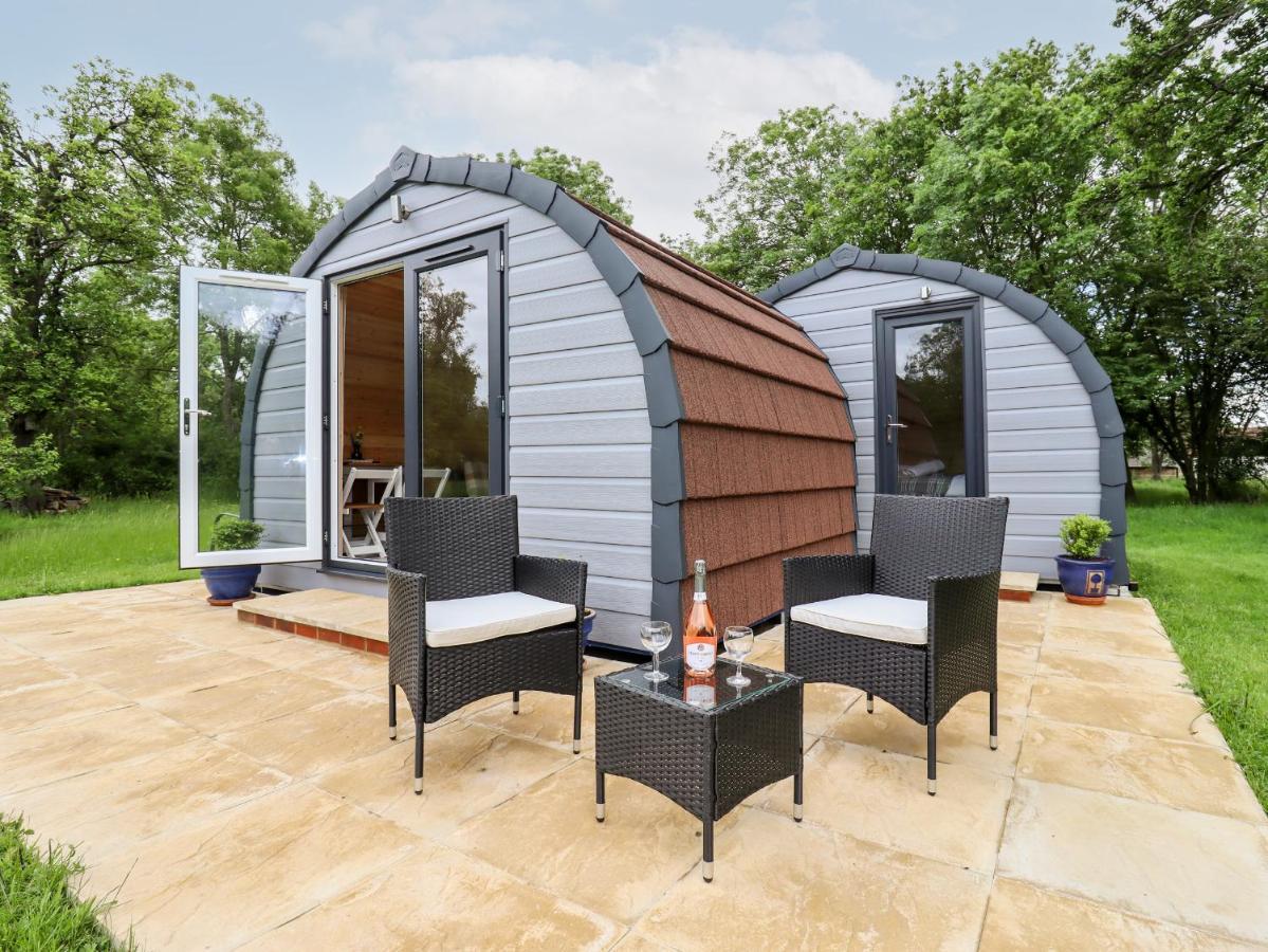 Meadow Lodge Berrys Place Farm Gloucester Buitenkant foto